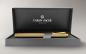 Preview: Caran d'ache kugelschreiber 898.208 gold ecridor chevron - Caran-dache-898.208-7610186712081-02.jpg