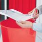 Preview: Leitz paperkorb wow 15 liter 5278-10-26 rot - Leitz-5278-10-26-4002432135219-02.jpg