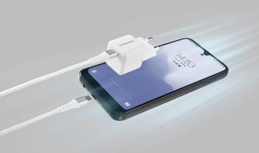 Intenso power charger 30w gan 1x usb-c 7803042 + cable usb-c to usb c white - Intenso-7803042-4034303034086-03.jpg