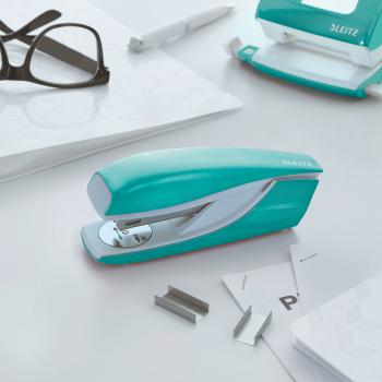 Leitz heftgerät nexxt wow 5502 55022051 eisblau 30 blatt - Leitz-55022051-4002432103140-02.jpg
