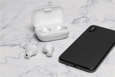 Streetz tws dual earbuds,white tws-1111 w chargecase - Streetz-tws-1111-7333048049339-06.jpg