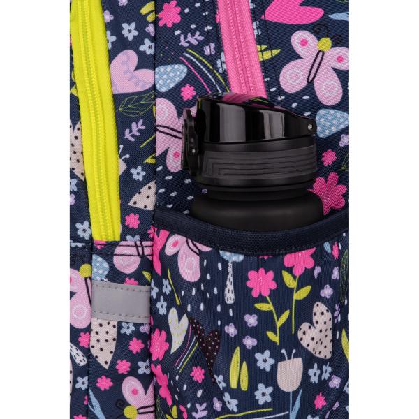 Coolpack rucksack jerry 21l f029831 in the garden - Coolpack-f029831-5903686370359-03.jpg