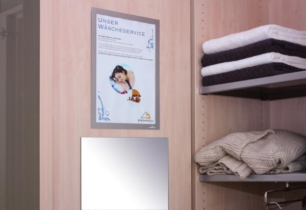 Durable sichtfenster duraframe 487223 silber, selbstklebend 2 stk. - Durable-487223-4005546404882-05.jpg