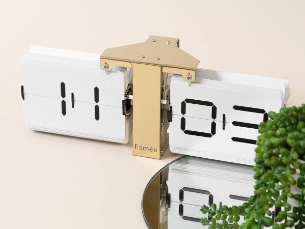Esmee wanduhr flip clock 240.006.02 gold - Esmee-240.006.02-7611983195442-04.jpg