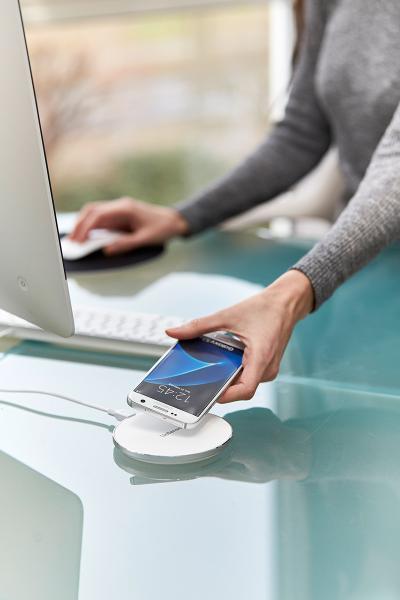 Intenso wireless charger wa1 white 7410512 - Intenso-7410512-4034303026463-04.jpg