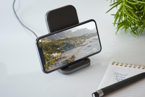Intenso wireless charging stand bsa2 7410620 qi-certified black - Intenso-7410620-4034303032587-09.jpg