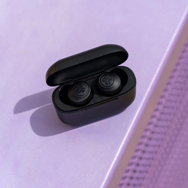 Jlab go air pop earbuds ieuebgairpoprblk124 true wireless, black - Jlab-ieuebgairpoprblk124-0812887017183-06.jpg