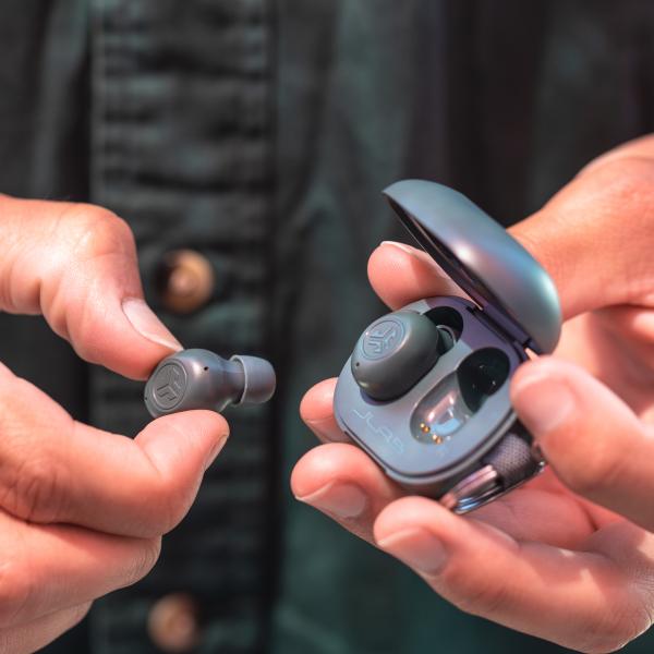 Jlab jbuds mini true wireless ieuebjbminirsge124 sage grey - Jlab-ieuebjbminirsge124-0810119070876-10.jpg