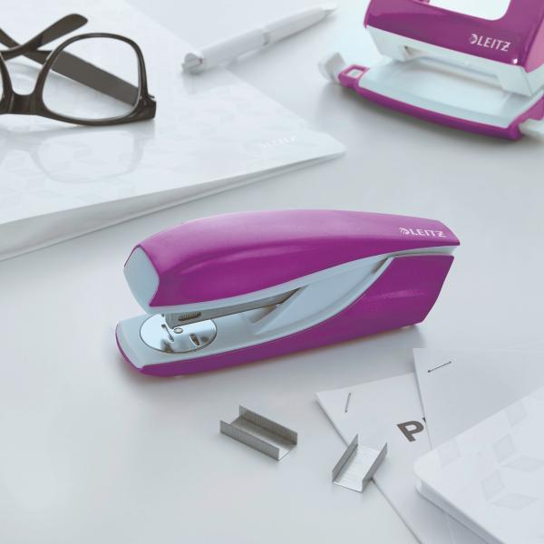 Leitz heftgerät nexxt wow 5502 55021062 violett 30 blatt - Leitz-55021062-4002432103133-02.jpg