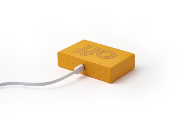 Lexon wecker flip classic lr157j9 gelb, usb-c - Lexon-lr157j9-3660491209398-05.jpg