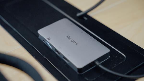 Targus usb-c dual 4k docking station dock423eu space grey - Targus-dock423eu-5051794035124-05.jpg