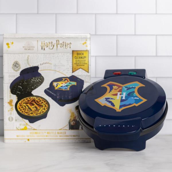 Uncanny brand hogwarts waffle maker 146688 harry potter - Uncanny-brand-146688-0840790138886-06.jpg