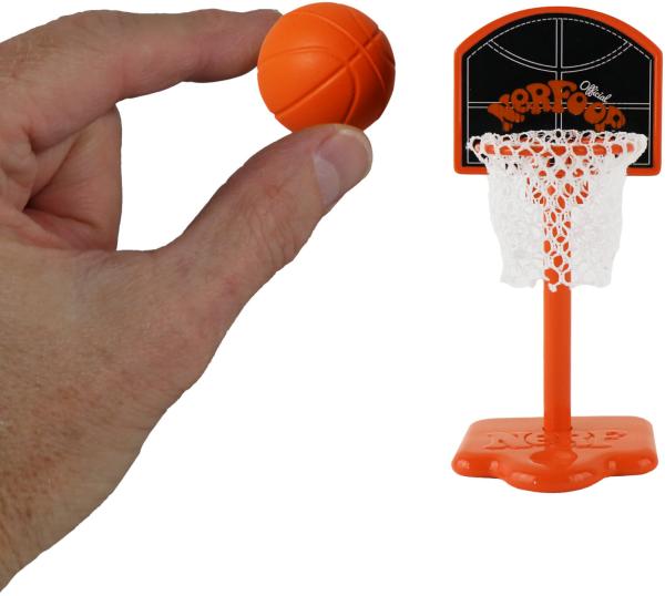 Worlds smallest nerf basketball 1180.99060 - Worlds-smallest-118099060-0810010990600